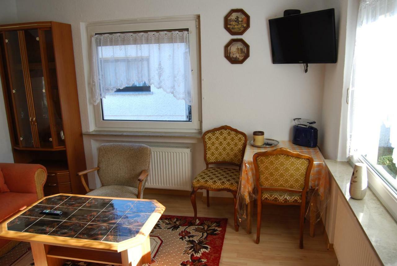 6 Schulstrasse Apartment Biebertal Ngoại thất bức ảnh